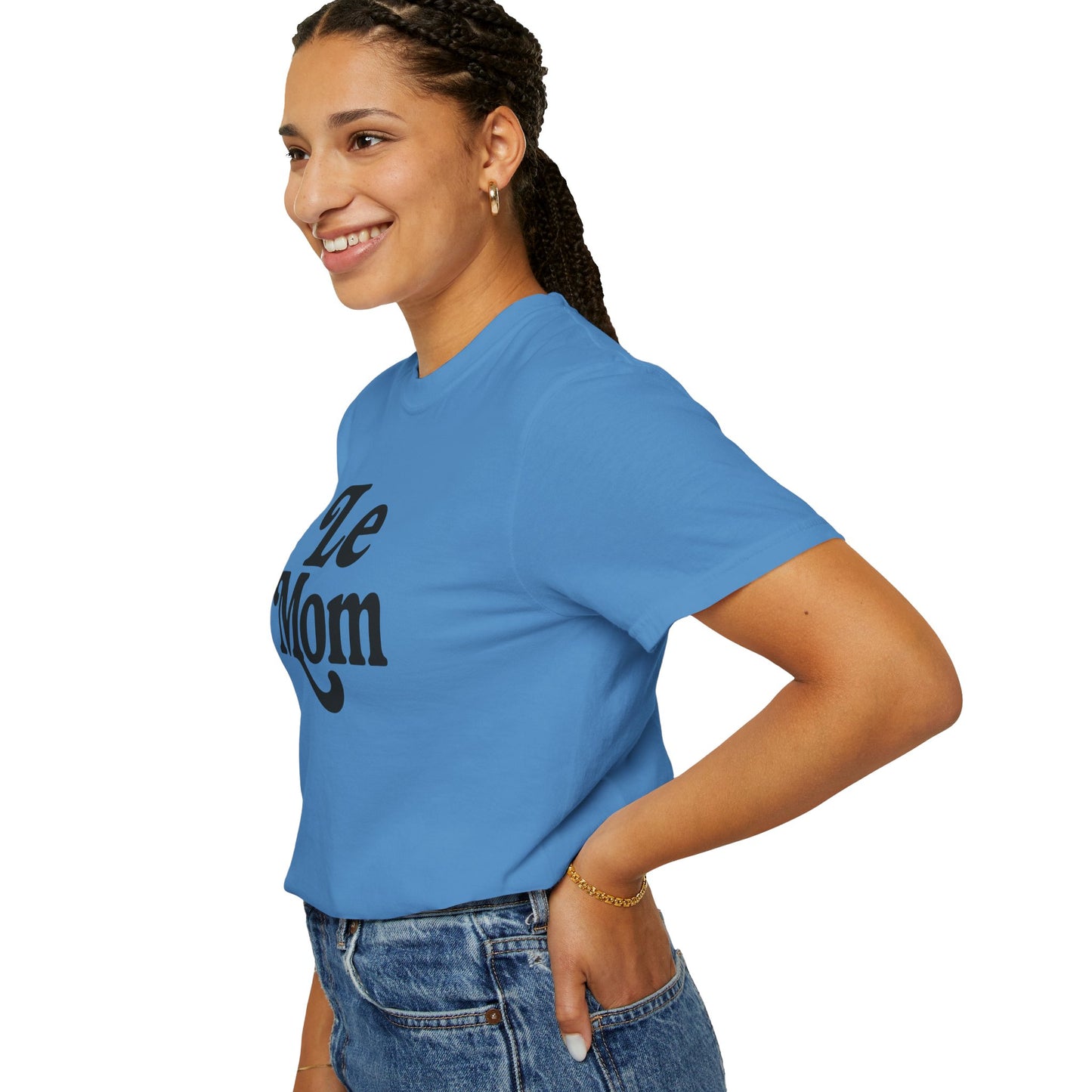 Le Mom T-Shirt | Retro Script Mom Tee, Mother's Day Shirt, Comfort Colors