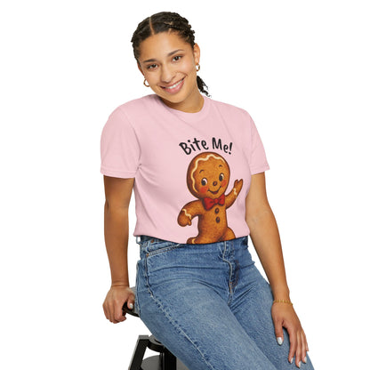 Cute Gingerbread Cookie T-Shirt | Retro Holiday Baking Graphic, Comfort Colors, Bite Me