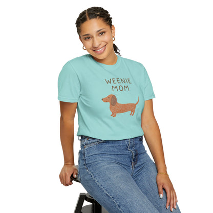 Weenie Mom Dachshund Shirt | Dachshund Mom Tee Comfort Colors T-shirt Weiner dog