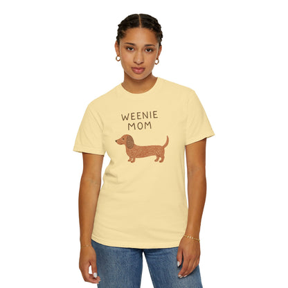 Weenie Mom Dachshund Shirt | Dachshund Mom Tee Comfort Colors T-shirt Weiner dog