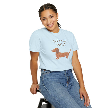 Weenie Mom Dachshund Shirt | Dachshund Mom Tee Comfort Colors T-shirt Weiner dog