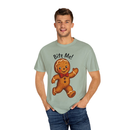 Cute Gingerbread Cookie T-Shirt | Retro Holiday Baking Graphic, Comfort Colors, Bite Me