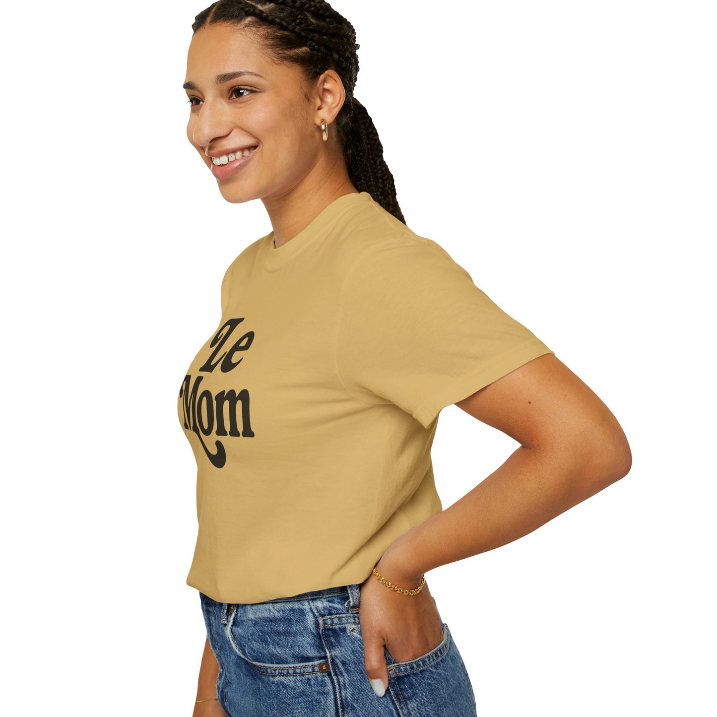 Le Mom T-Shirt | Retro Script Mom Tee, Mother's Day Shirt, Comfort Colors