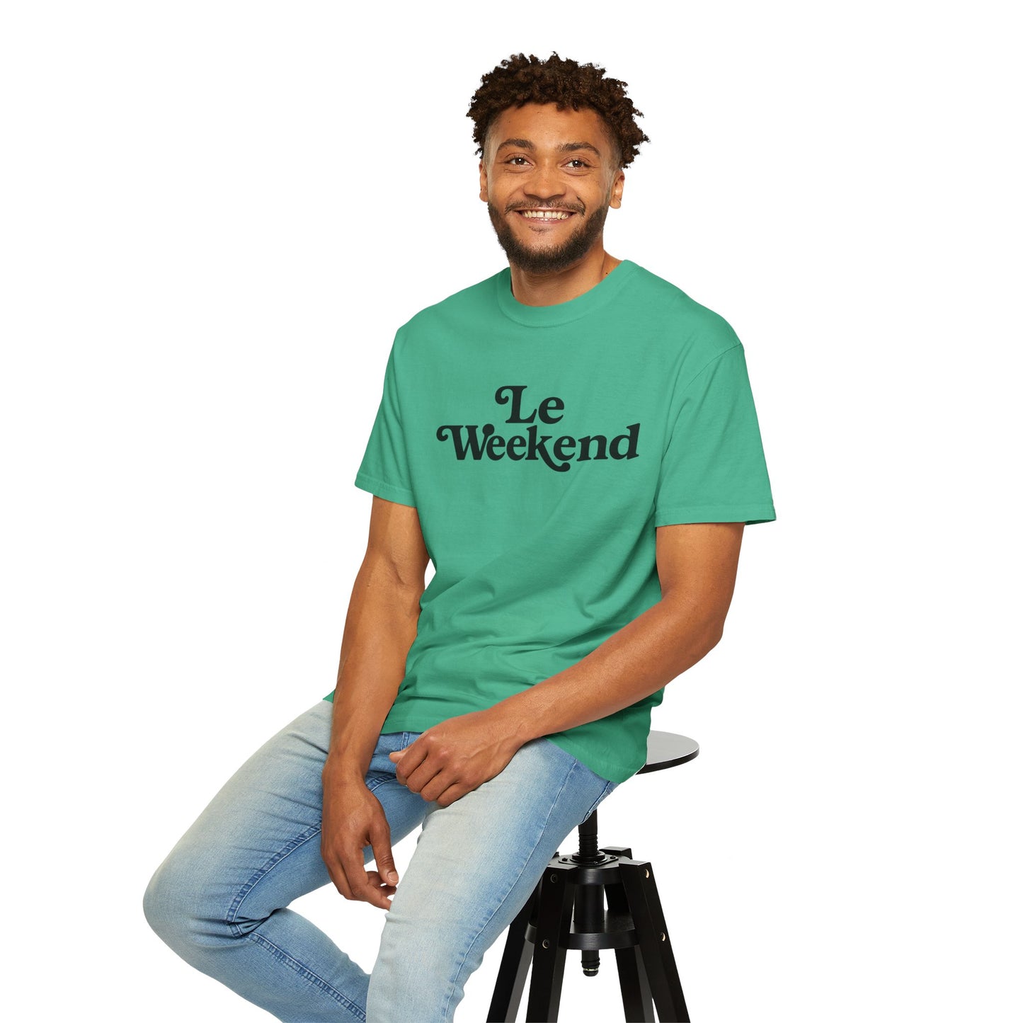 Le Weekend Comfort Colors T-Shirt, Weekend Vibes Tee, Unisex Garment-Dyed Shirt, Bright and Colorful Top, Comfy Weekend Apparel
