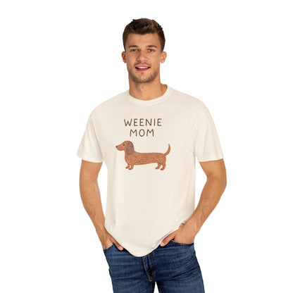 Weenie Mom Dachshund Shirt | Dachshund Mom Tee Comfort Colors T-shirt Weiner dog