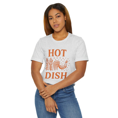 Hot Dish Rooster T-Shirt | Retro Farmhouse Comfort Food Design, Thanksgiving t-shirt Vintage