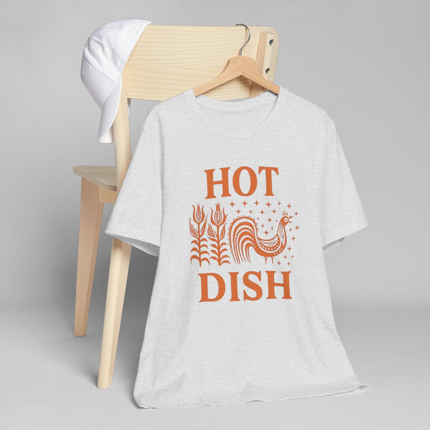 Hot Dish Rooster T-Shirt | Retro Farmhouse Comfort Food Design, Thanksgiving t-shirt Vintage