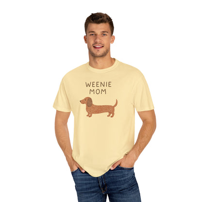 Weenie Mom Dachshund Shirt | Dachshund Mom Tee Comfort Colors T-shirt Weiner dog